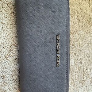 Michael Kors Gray Saffiano Leather Zip Wallet with Gold Logo